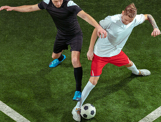 Rachel Daly entertains England fans with rendition 